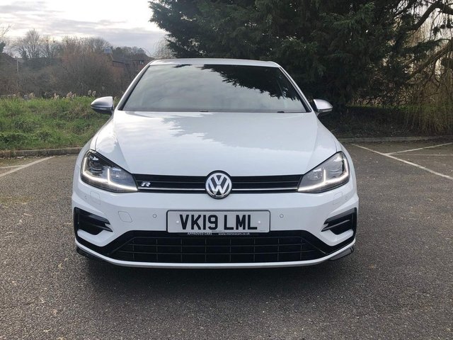View our VOLKSWAGEN GOLF