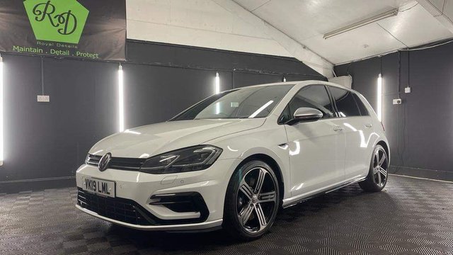 View our VOLKSWAGEN GOLF