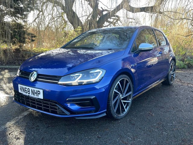 View our VOLKSWAGEN GOLF