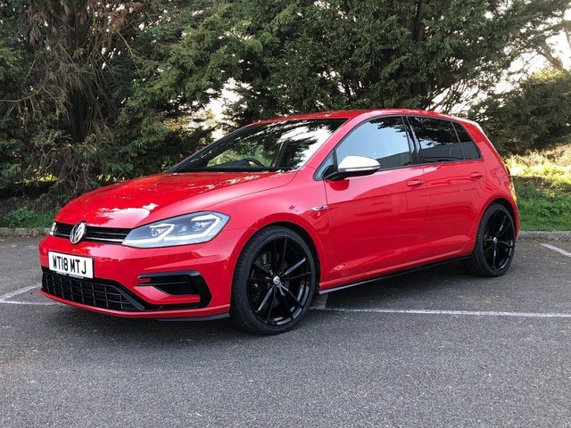 View our VOLKSWAGEN GOLF