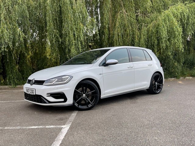 View our VOLKSWAGEN GOLF
