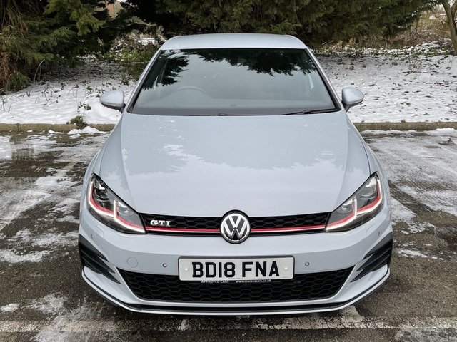 View our VOLKSWAGEN GOLF