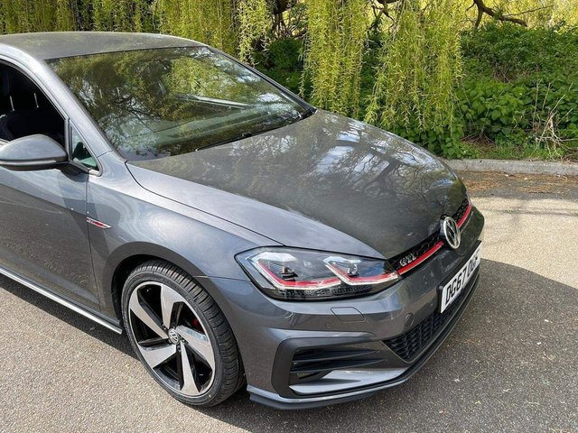 View our VOLKSWAGEN GOLF
