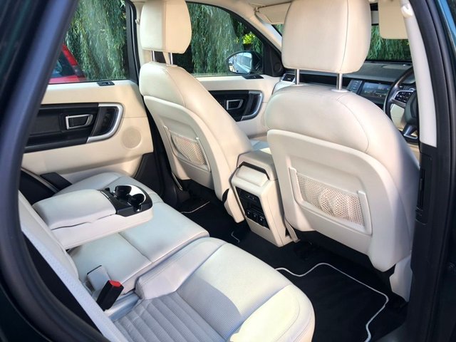 View our LAND ROVER DISCOVERY SPORT