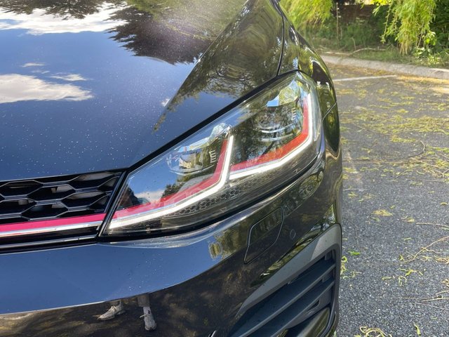 View our VOLKSWAGEN GOLF