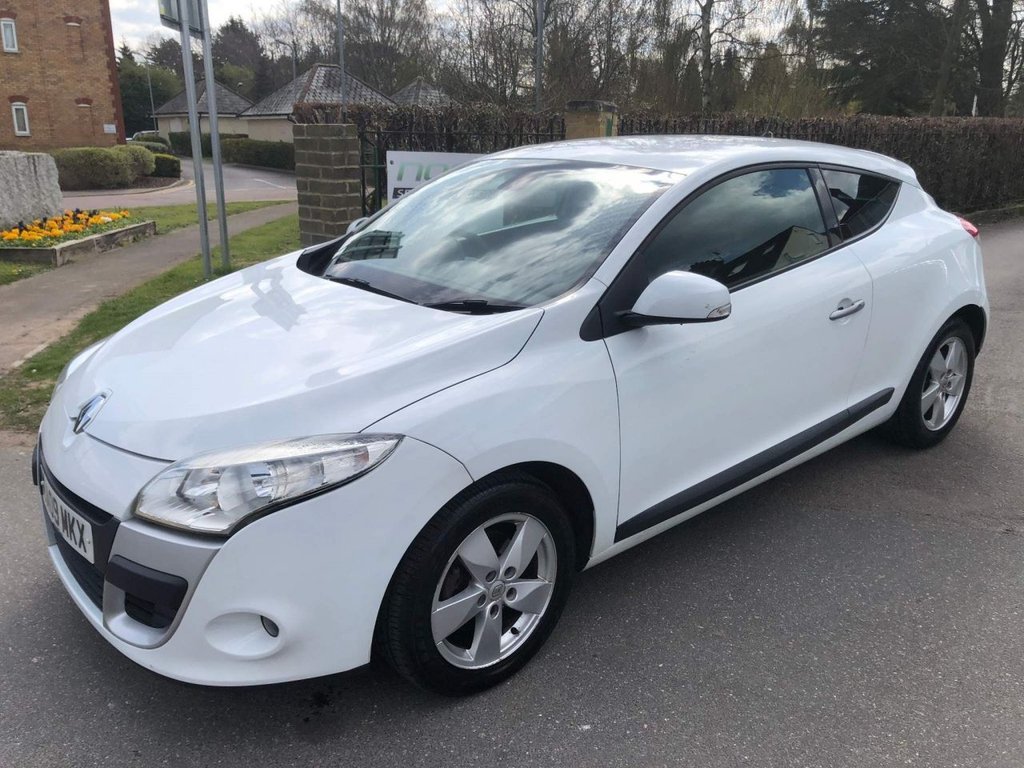 View our RENAULT MEGANE