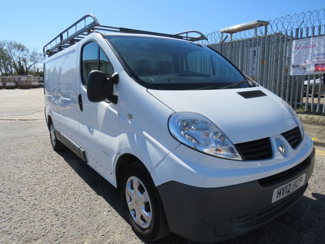 2012 12 RENAULT TRAFIC 2.0 LL29 DCI 115 BHP LWB Roof rack fitted