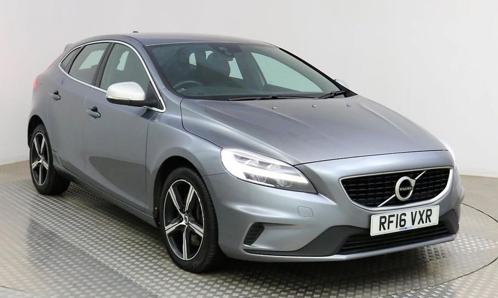 View our VOLVO V40