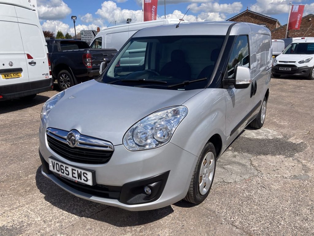 View our VAUXHALL COMBO VAN
