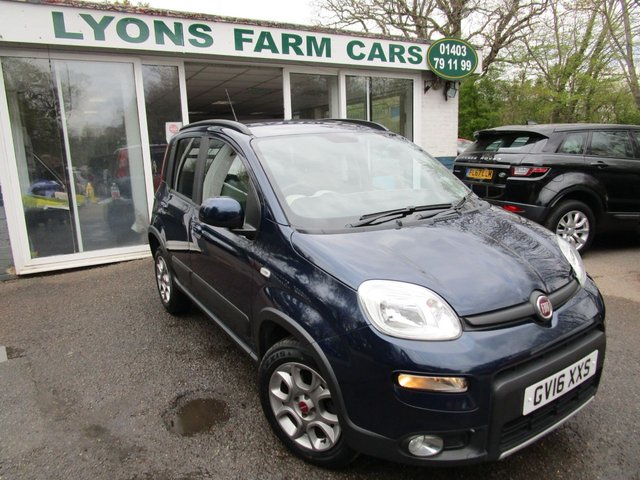 2016 16 Fiat Panda 0.9 TWINAIR TREKKING 5d 85 BHP *WINTER PACK*