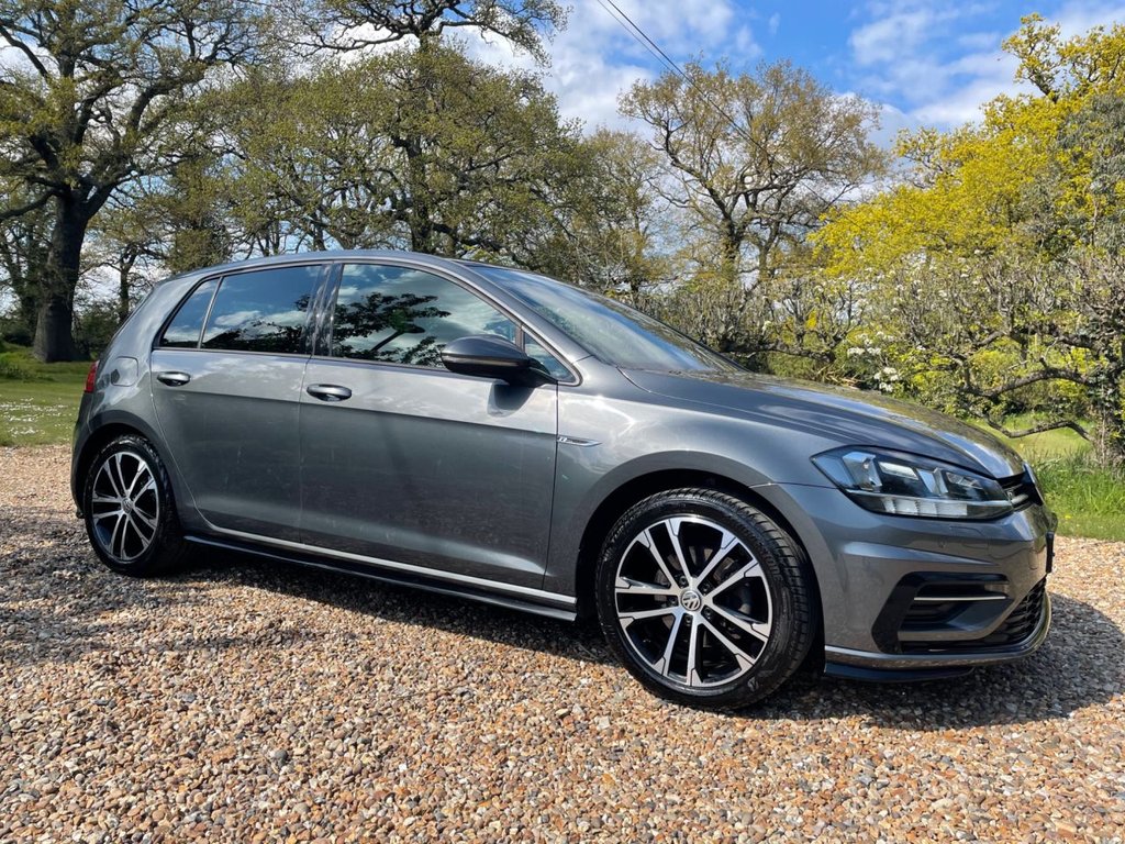 View our VOLKSWAGEN GOLF