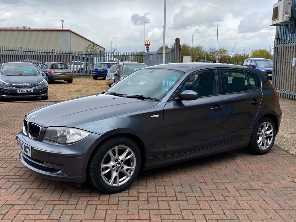 View our BMW 1 SERIES
