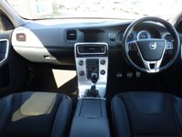 USED 2013 13 VOLVO V60 1.6 D2 R-DESIGN 5d 113 BHP www.suffolkcarcentre.co.uk - Located a Reydon