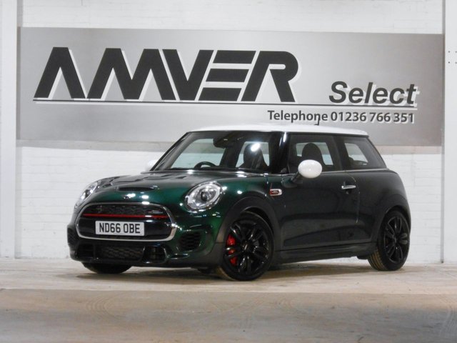 2016 66 MINI Hatch John Cooper Works 2.0 JOHN COOPER WORKS 3d 228 BHP