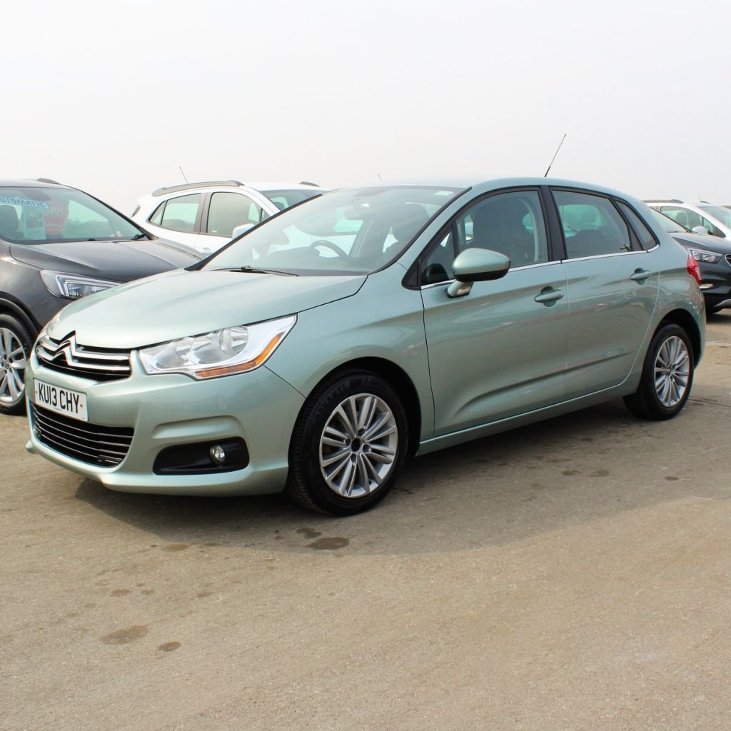 View our CITROEN C4
