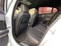 USED 2015 15 JAGUAR XF 2.2 D R-SPORT 4d 200 BHP [SUNROOF] CAMERA | SUNROOF | 20" ALLOYS | FULL SERVICE HISTORY