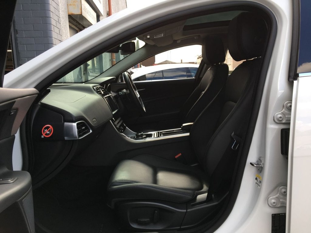 USED 2018 18 JAGUAR XE 2.0 D PORTFOLIO 4d 178 BHP 