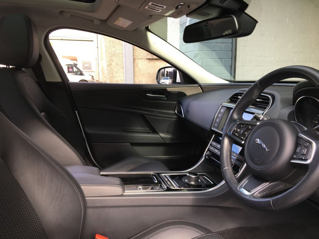 USED 2018 18 JAGUAR XE 2.0 D PORTFOLIO 4d 178 BHP 