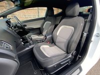 USED 2013 13 KIA PRO CEED 1.6 CRDI SE ECODYNAMICS 3d 126 BHP 