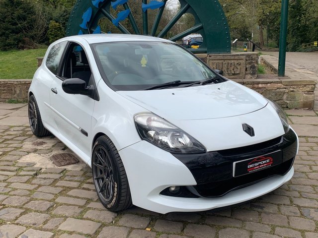 2009 59 Renault Clio 2.0 RENAULTSPORT 3d 197 BHP