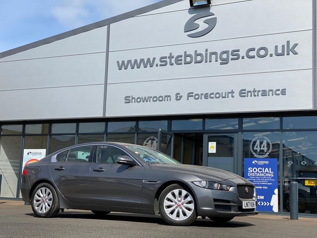 2017 17 JAGUAR XE 2.0 SE 4d 161 BHP