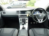 USED 2011 11 VOLVO V60 2.4 D5 R-DESIGN 5d 202 BHP www.suffolkcarcentre.co.uk - Located at Reydon