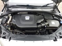 USED 2011 11 VOLVO V60 2.4 D5 R-DESIGN 5d 202 BHP www.suffolkcarcentre.co.uk - Located at Reydon