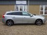 USED 2011 11 VOLVO V60 2.4 D5 R-DESIGN 5d 202 BHP www.suffolkcarcentre.co.uk - Located at Reydon