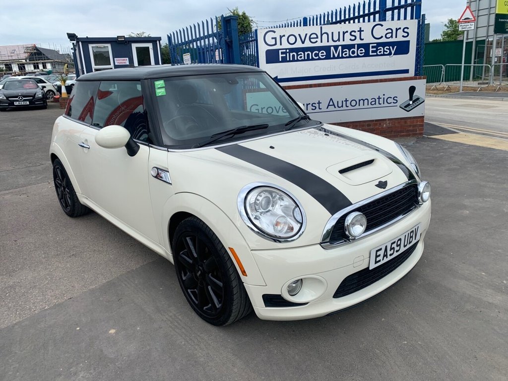 View our MINI HATCH COOPER