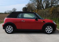 USED 2010 10 MINI CONVERTIBLE 1.6 ONE 2d 98 BHP www.suffolkcarcentre.co.uk - Located at Ilketshall
