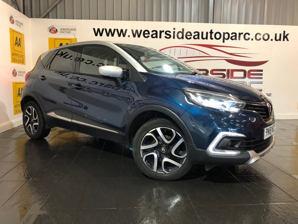 View our RENAULT CAPTUR