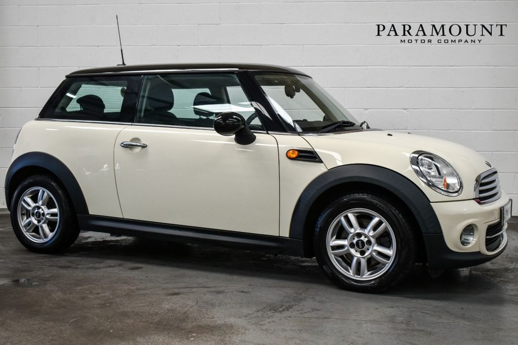 View our MINI HATCH COOPER