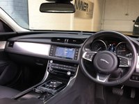 USED 2018 18 JAGUAR XF 2.0 D PRESTIGE 5d 177 BHP 