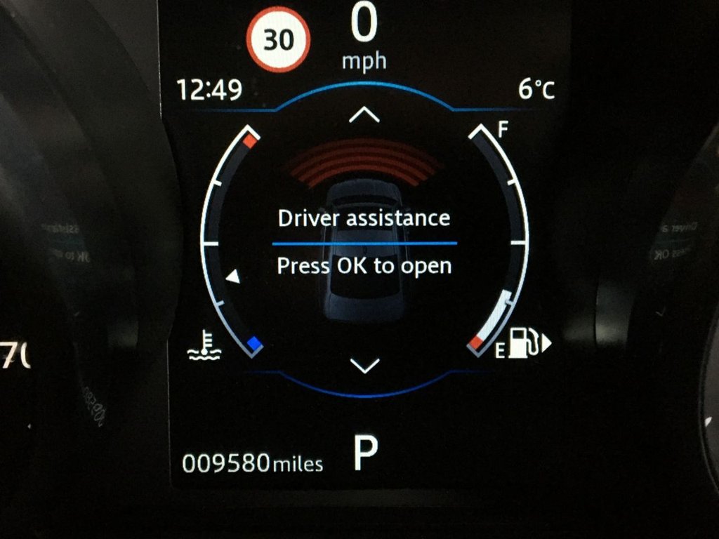 USED 2018 18 JAGUAR XF 2.0 D PRESTIGE 5d 177 BHP 