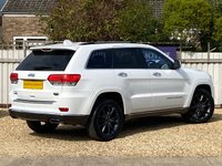 USED 2015 15 JEEP GRAND CHEROKEE 3.0 V6 CRD SUMMIT 5d 247 BHP 