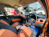 USED 2014 14 HYUNDAI I10 1.2 PREMIUM 5d 86 BHP Low Mileage with a Full Hyundai Service History