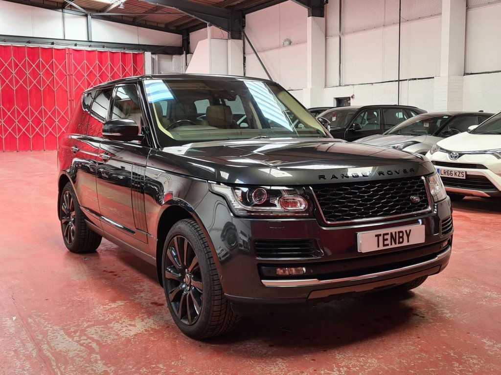 View our LAND ROVER RANGE ROVER