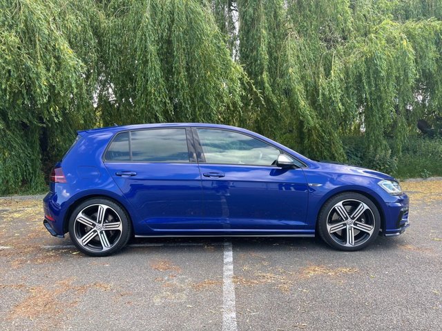 View our VOLKSWAGEN GOLF