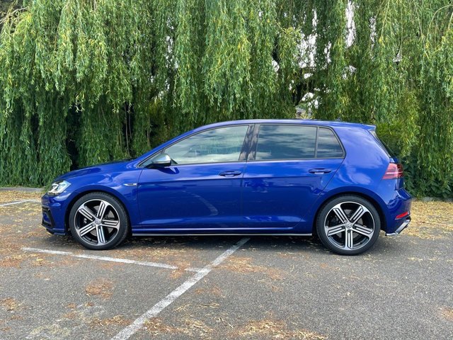 View our VOLKSWAGEN GOLF