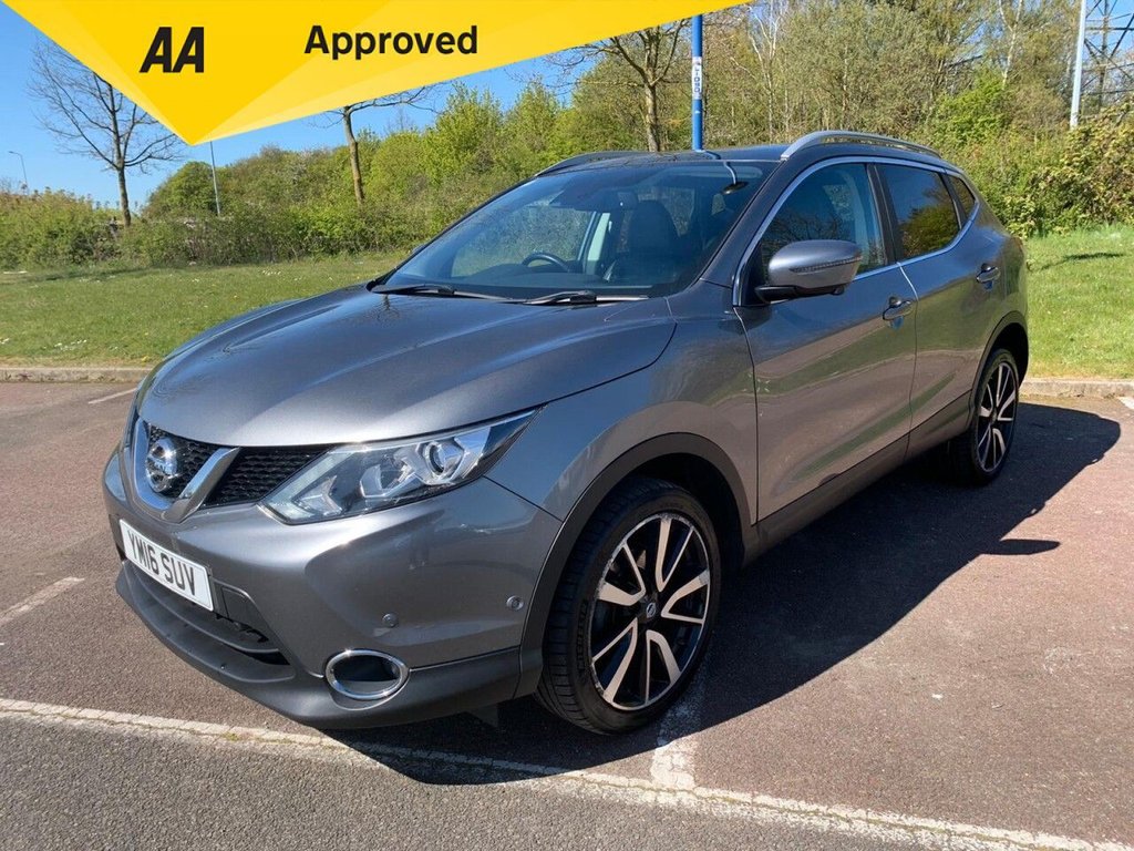 View our NISSAN QASHQAI