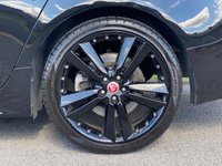 USED 2015 15 JAGUAR XF 2.2 D R-SPORT BLACK 4d 200 BHP LEATHER | 20" ALLOYS | PRISTINE |