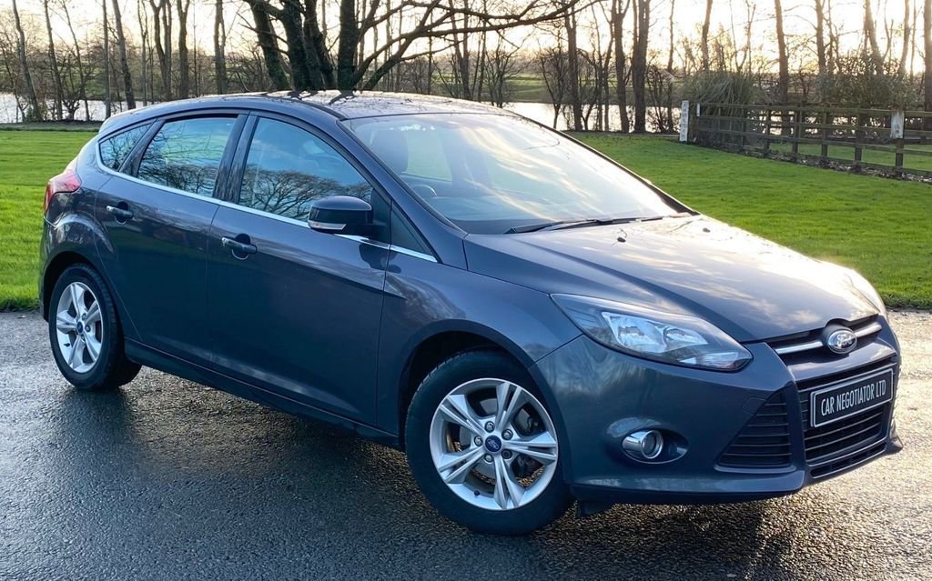 View our FORD FOCUS