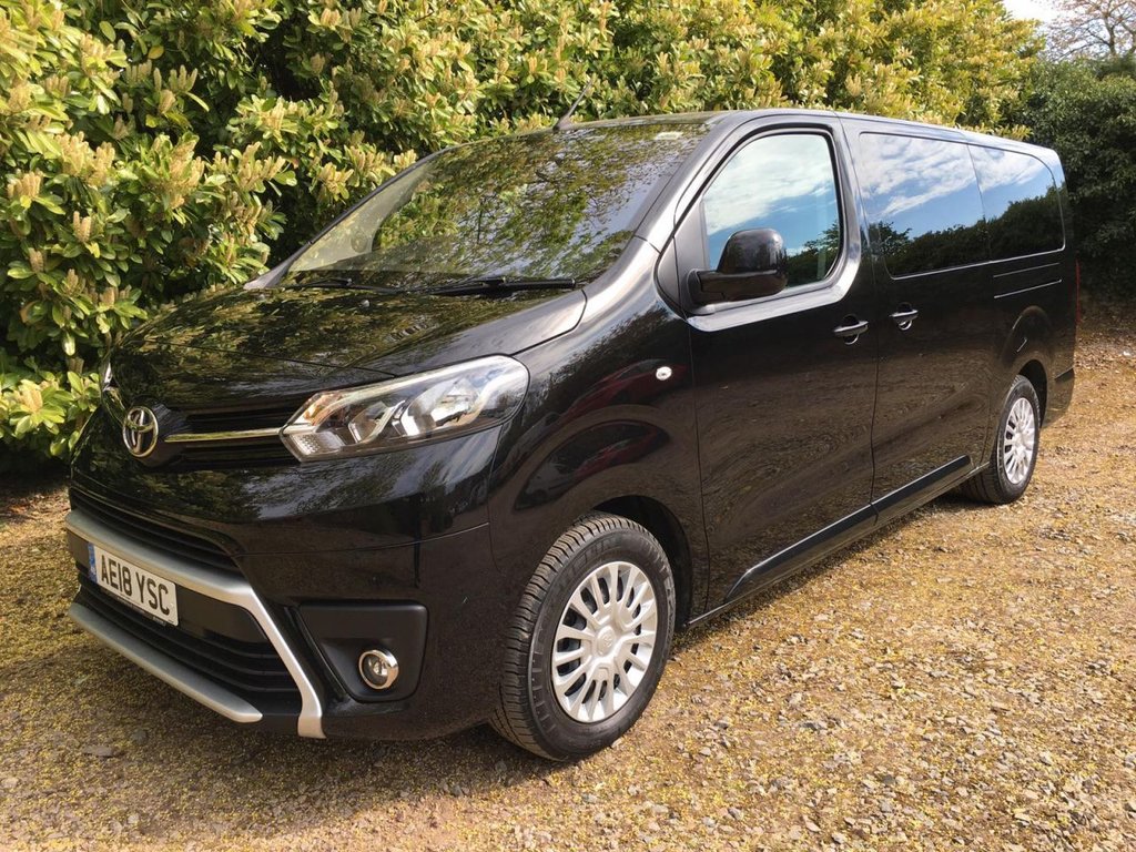 View our TOYOTA PROACE VERSO