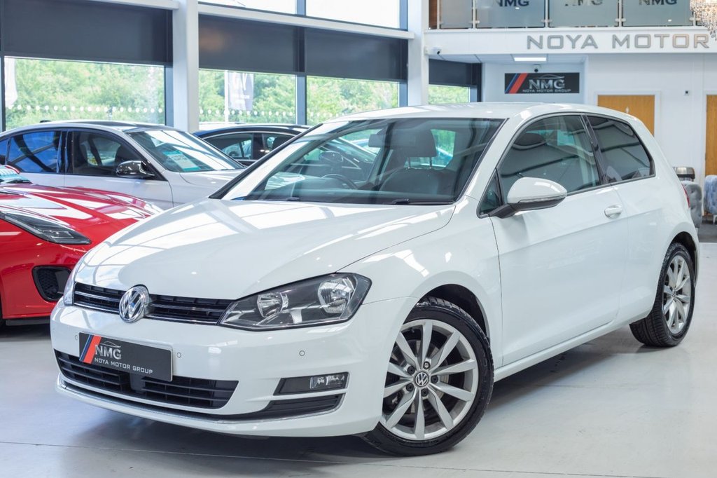 View our VOLKSWAGEN GOLF