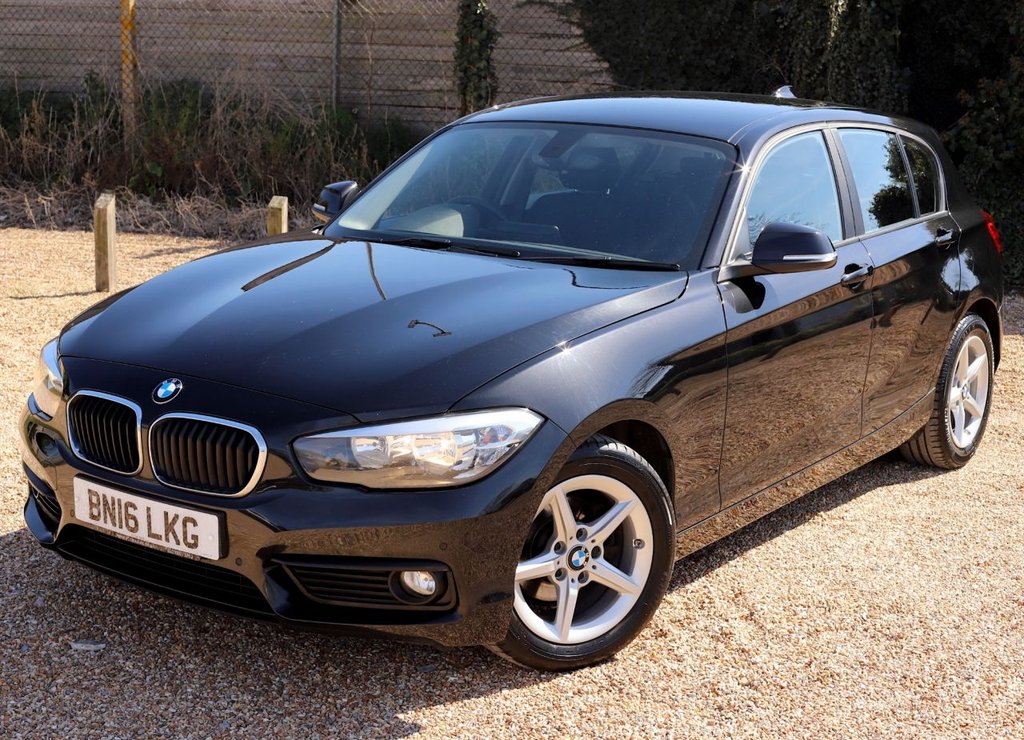 View our BMW 1 SERIES