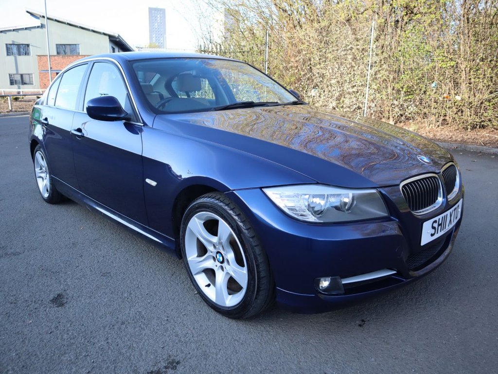 View our BMW 3 SERIES