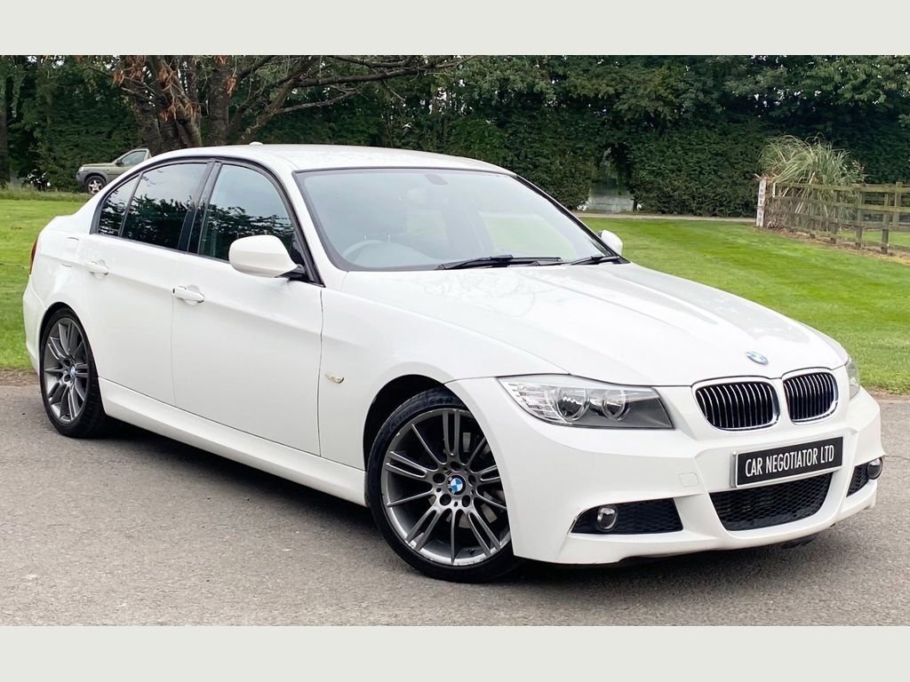 View our BMW 3 SERIES