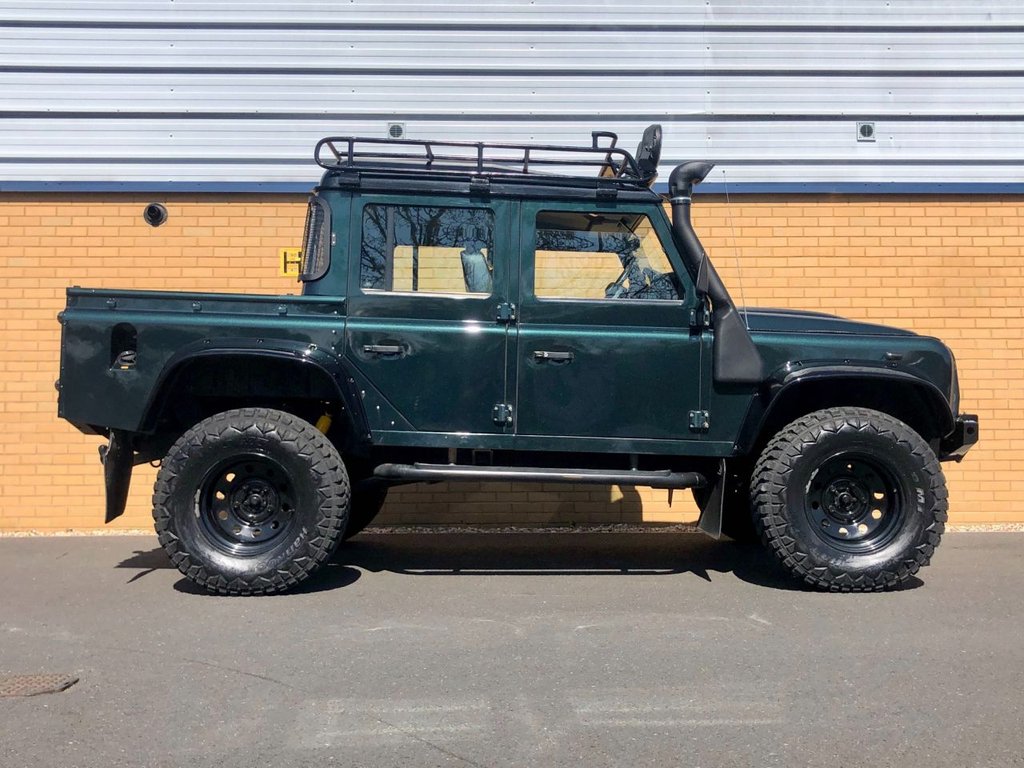 USED 2015 15 LAND ROVER DEFENDER 110 Double cab // 2.2 TD DCB // 4d // 122 BHP // spectre styling // Px swap 