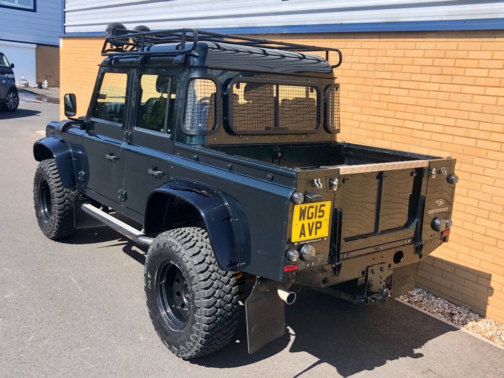 USED 2015 15 LAND ROVER DEFENDER 110 Double cab // 2.2 TD DCB // 4d // 122 BHP // spectre styling // Px swap 