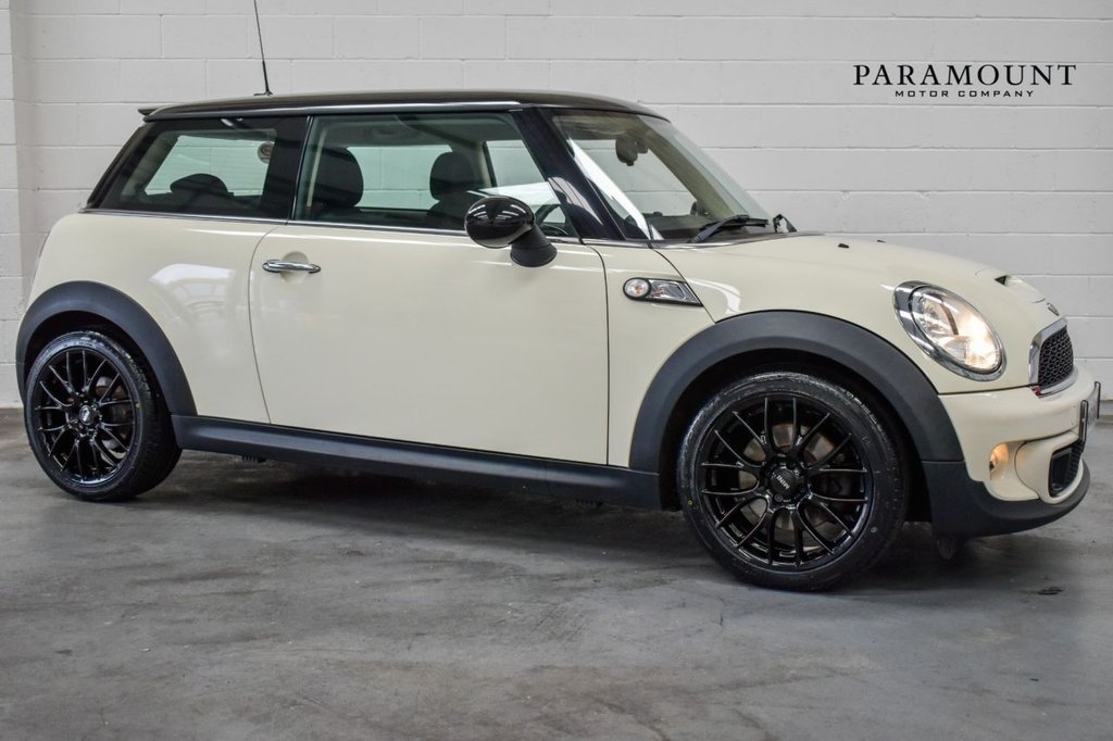 View our MINI HATCH COOPER